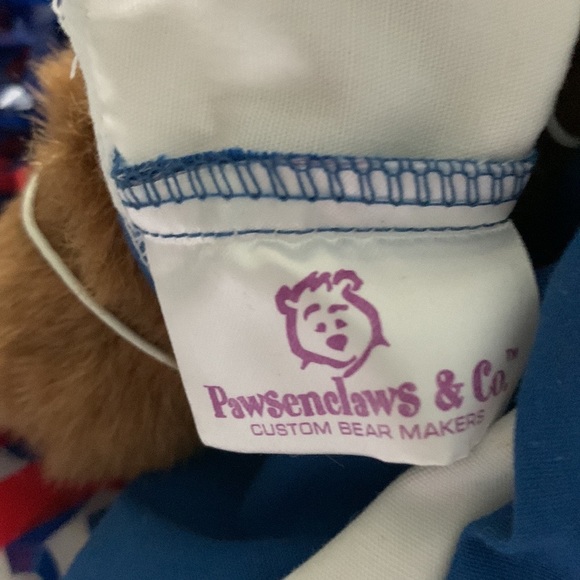 Cheerleader Bear NWT, Pawsenclaws Co., 6-piece outfit, Pom Poms & Cheer Necklace - Picture 13 of 15